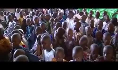 Child in Tears When Reciting Qur'an  Very Emotional