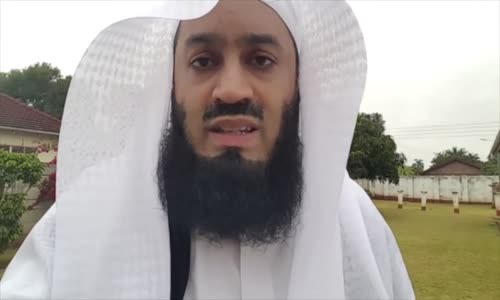 Beautiful Month of Ramadan _ Personal Message From Mufti Menk