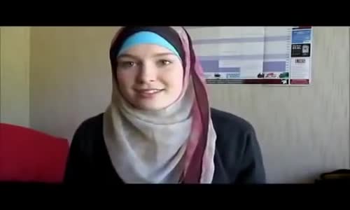 Former Model Converts to Islam  Amazing Story