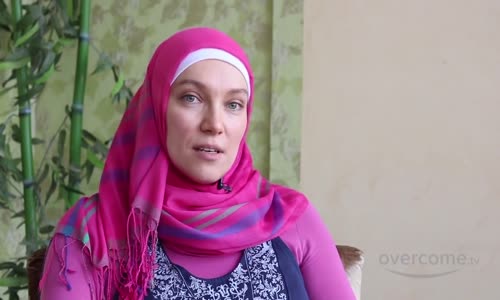 Muslim Convert  'I looked for answers but no one could give them'
