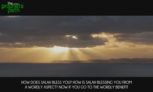 How Praying Helps  - Reminder For All Muslims - Mufti Menk