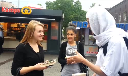 NEW German Girl Becomes Muslim