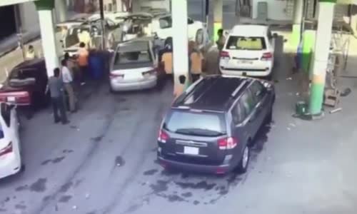 Accident happened in a car service center Saudi Arabia 