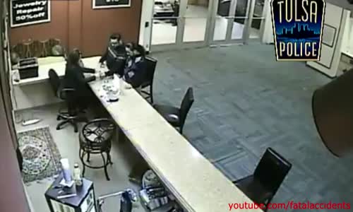 Stealing $20000 Cash No Weapons 