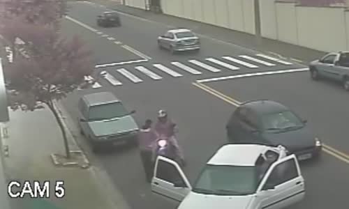 Man fatally shot by bike thieves 