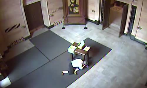 Eldery Woman Sucker Punched & Robbed In Church 