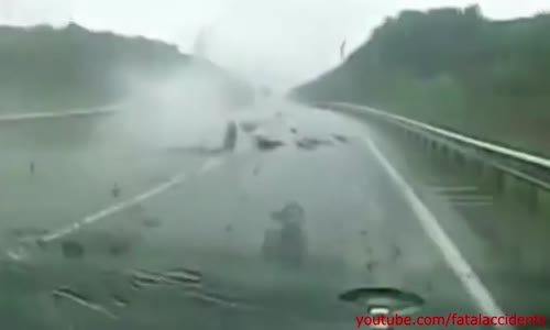 Semi Truck Vaporizes Aquaplaning Car 