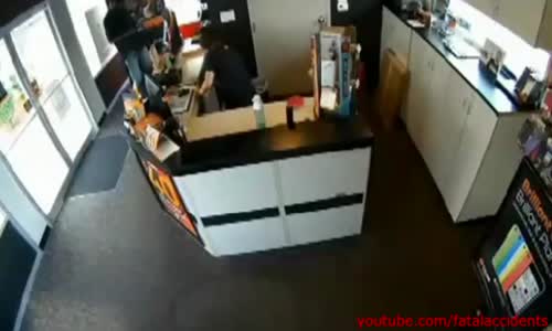 CCTV  Woman assaulted at Boost Mobile in Pensacola 