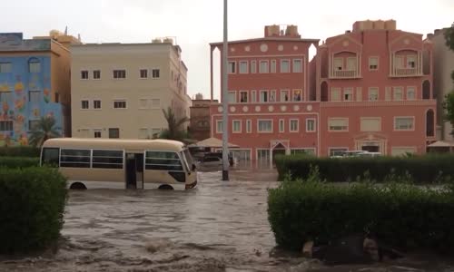 ‫أمطار الكويت غرق المنازل في منطقة أشبيلية ١٨  ١١‬‎ 