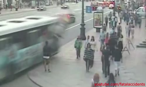 Spectacular Bus Accident Caught on Multiple Cameras 