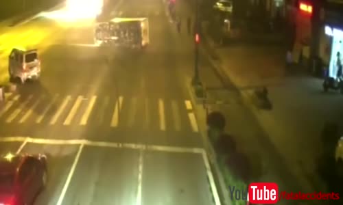 Crowd Rallies Together To Rescue Crushed Motorcyclist 