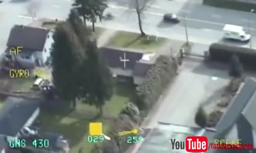 Crazy Hells Angels motorcycle chase through shopping center 