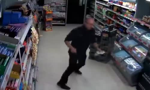 PCSO takes on knife-wielding robber with a shopping basket 