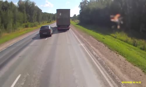 Stupid Driver Overtaking Fatal Fail 