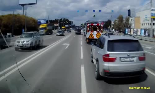 Ambulance vs BMW X5 