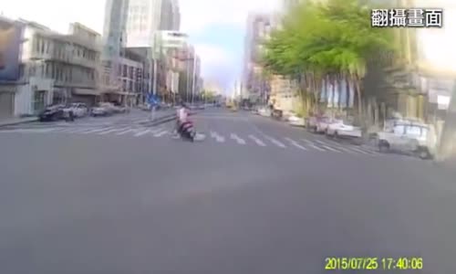 Instant justice for scooter thief in Taiwan 