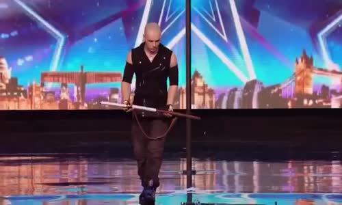 جديد موهبة خطيرة ورائعة في برنامج المواهب البريطاني 2016 - عرض لا يفوتكم(2)