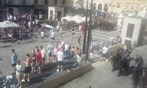 England vs Russia Hooligans Fighting